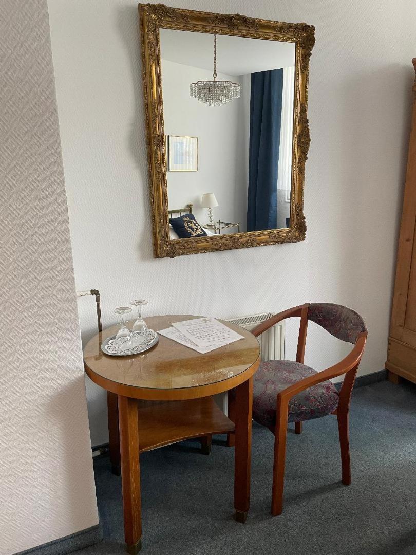 Hotel Zum Goldenen Loewen Sankt Goar Exteriör bild