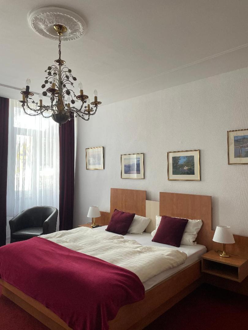 Hotel Zum Goldenen Loewen Sankt Goar Exteriör bild