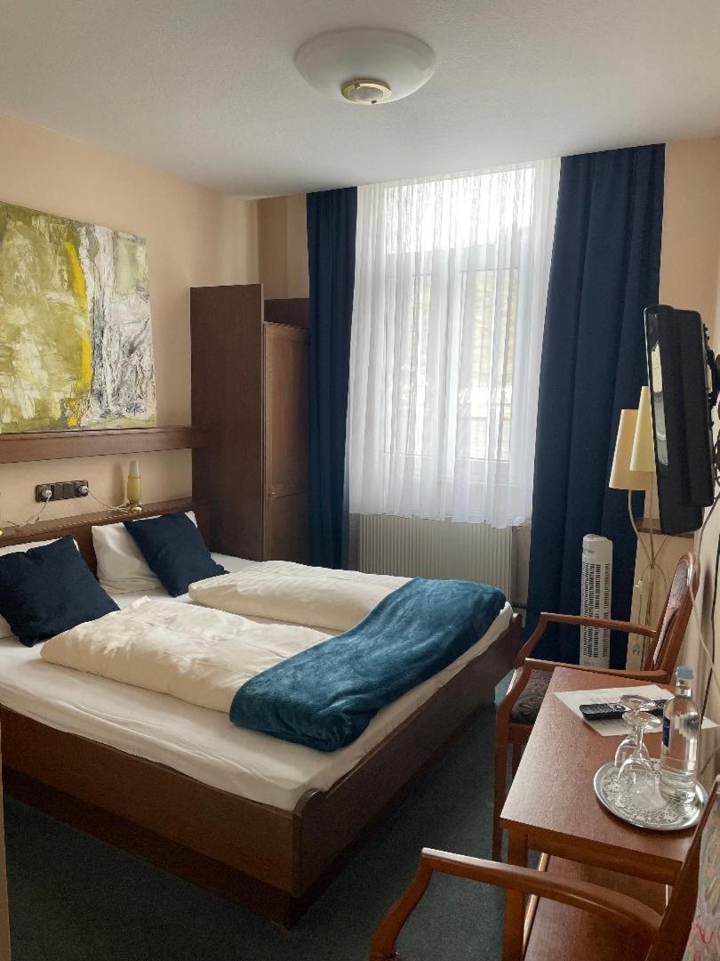 Hotel Zum Goldenen Loewen Sankt Goar Rum bild